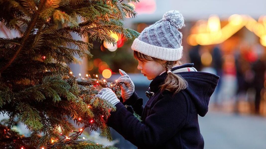 Adattare le Tradizioni Natalizie alle Esigenze dei Bambini Come Rendere il Natale Speciale per i Bambini Autistici