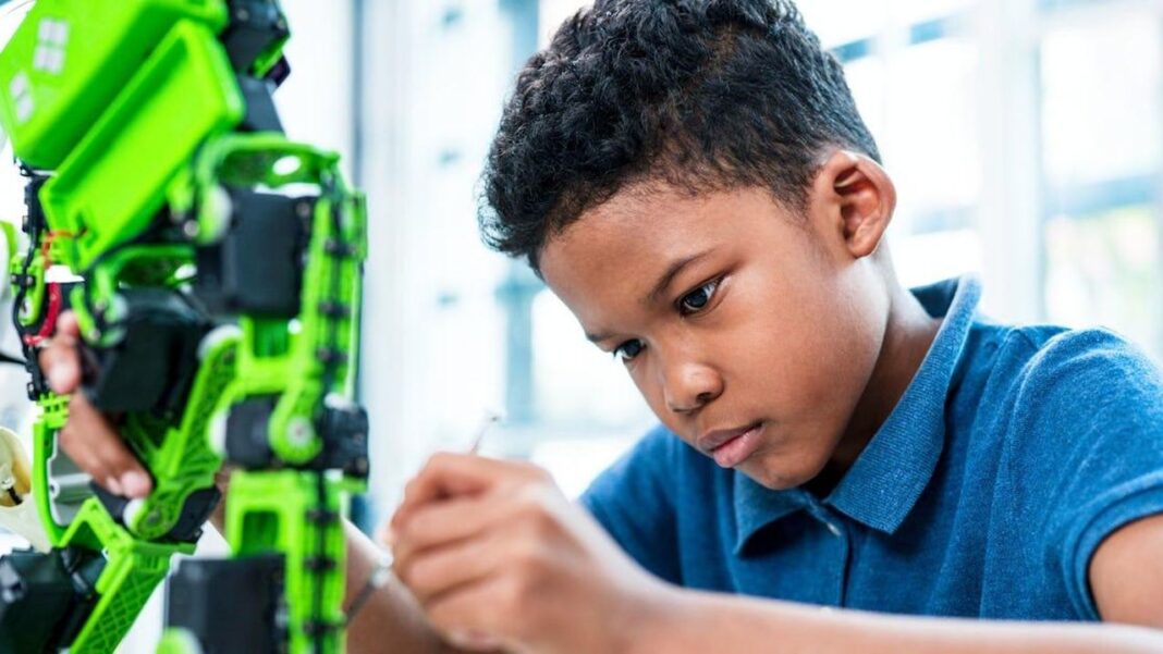Supporto e Risorse per Genitori di Bambini Due Volte Eccellenti Cosa significa essere un bambino due volte eccezionale?