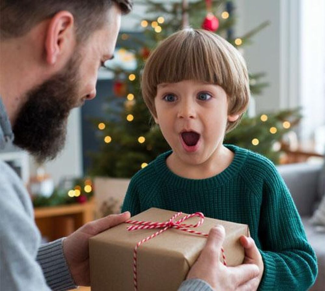 source:fathers - Come Regalare Regali Significativi ai Tuoi Figli