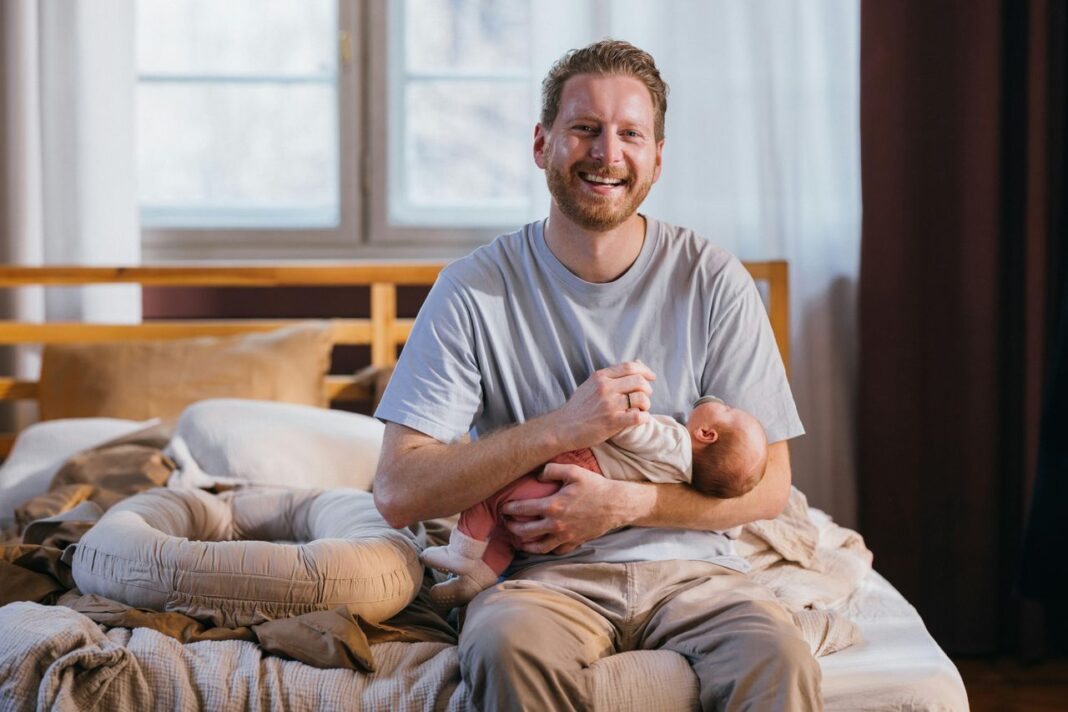 source:fatherly - La privazione del sonno nei neonati: come affrontarla