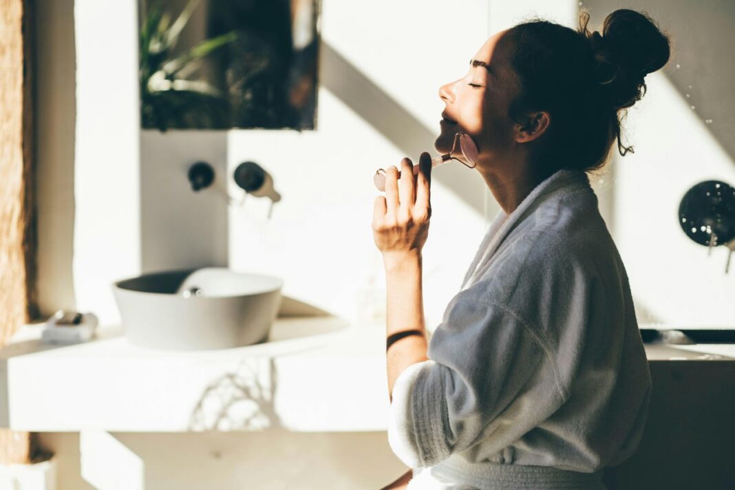 Puoi evitare un viso gonfio al mattino? Perché il mio viso è così gonfio al mattino?