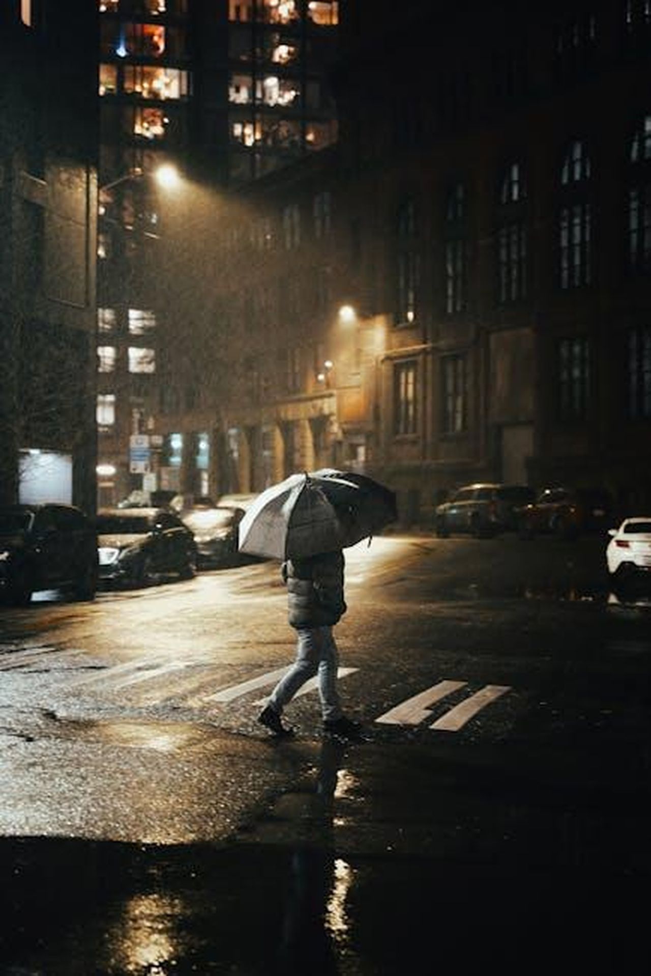 Source: Josh Hild - pexels - Free stock photo of blue, city, dark and moody